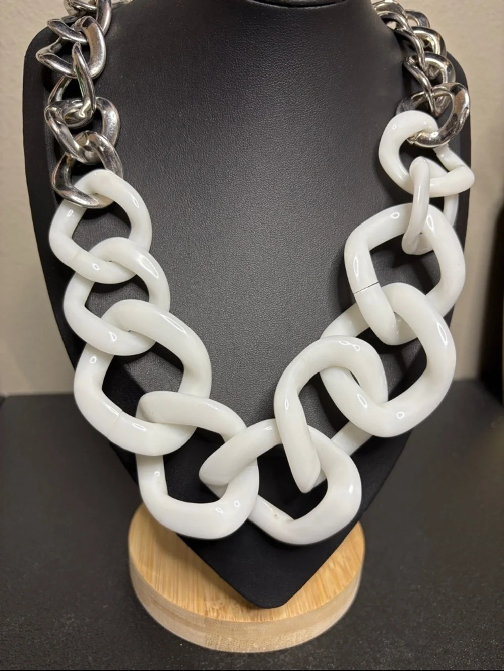 Vintage RJ GRAZIANO CN Stainless Steel Chunky White Plastic Chain Necklace